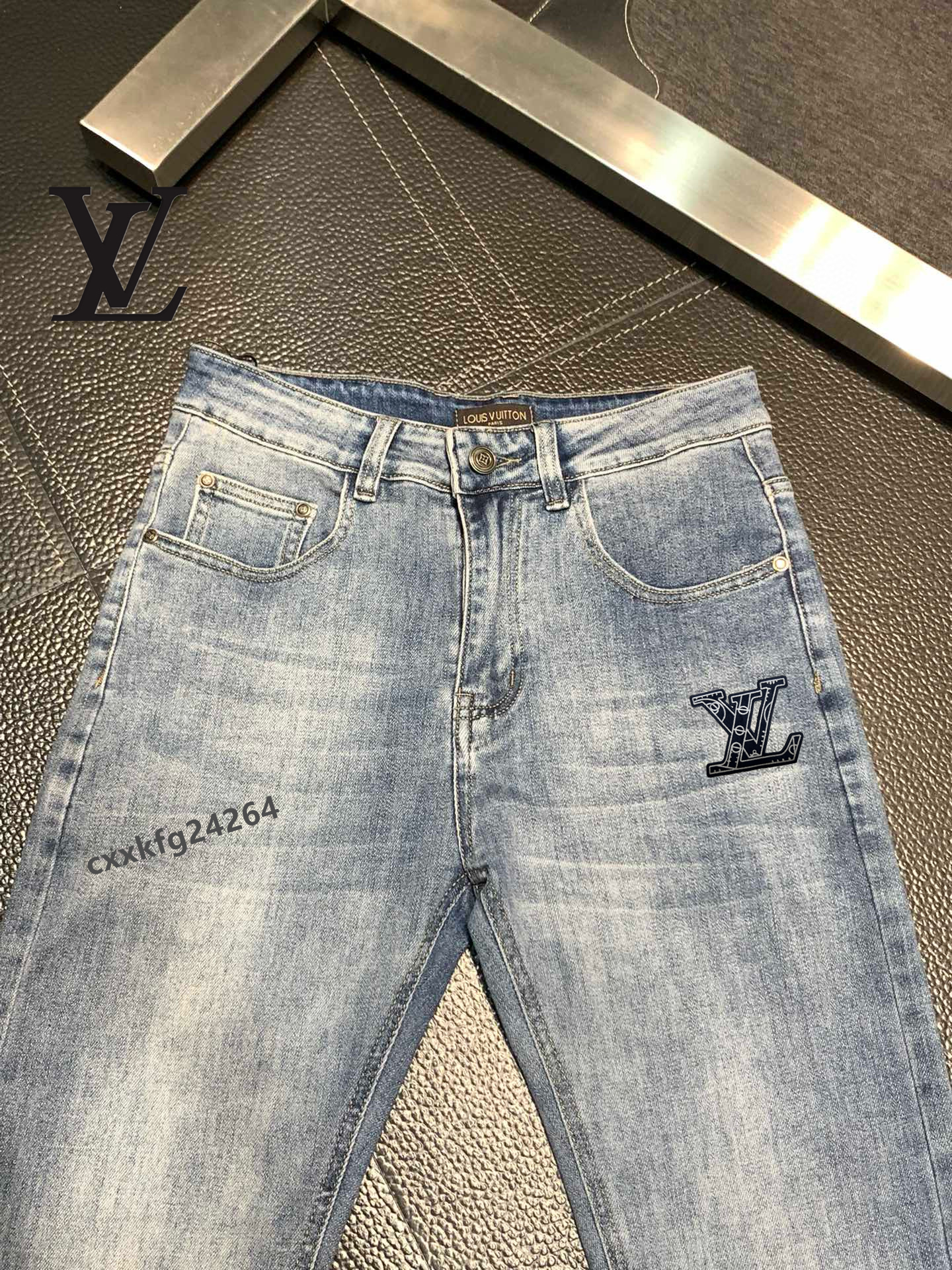 Louis Vuitton Jeans